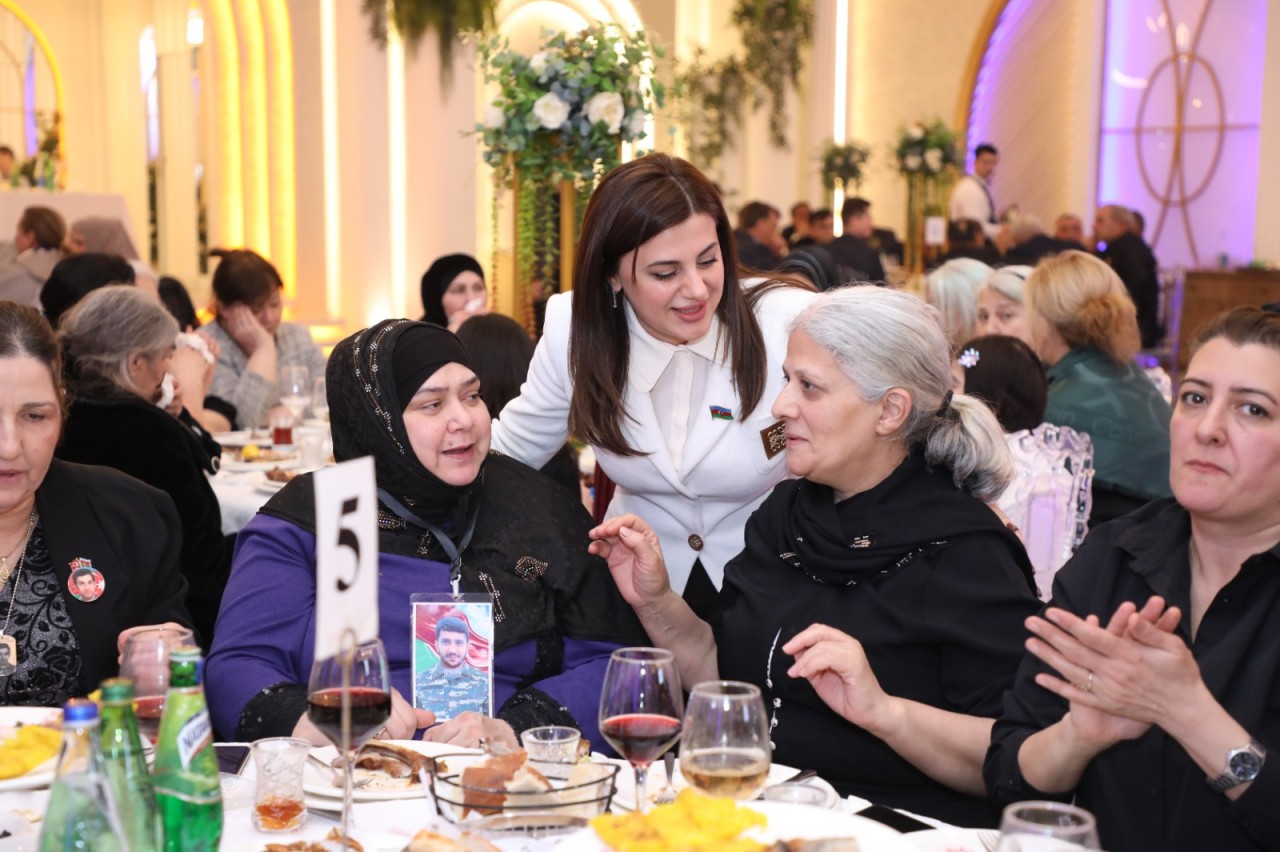 Xətaidə şəhid ailələri və qazilər üçün iftar süfrəsi təşkil olunub - FOTOLAR (VİDEO)
